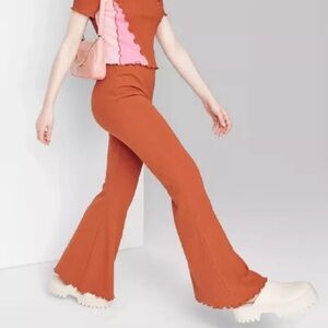 🧡 High-Waisted Rust Ribbed Flare Leggings